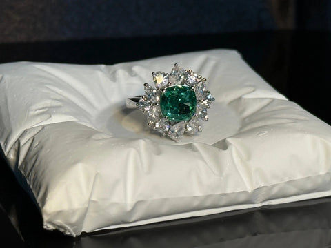 Paraiba Neon Green Ring Aura Fantasy